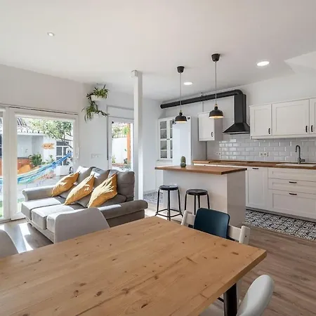 Appartement With A Large Patio *