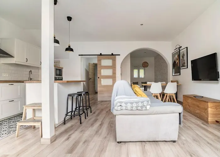 Appartement With A Large Patio *